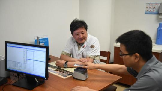 重磅！10部门联手专项整治耗材；骗取社保金最高处5倍罚款；社会办医疗机构科研、晋升等与公立医疗平等 | 医药日报