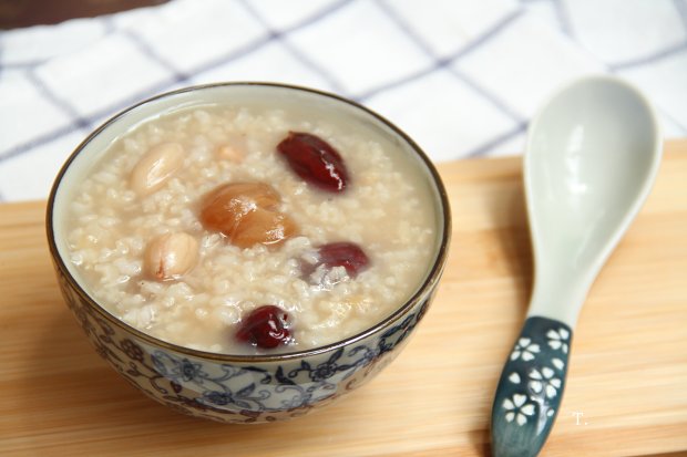夏季常吃这物祛湿养胃益长寿 | 用药指南