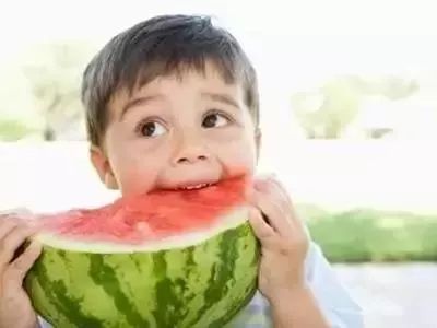 最伤胃的10种坏习惯，你有吗？ | 健康资讯