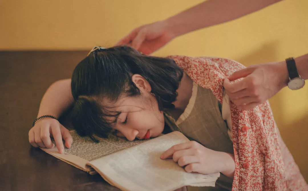 眼圈为何会发黑？
