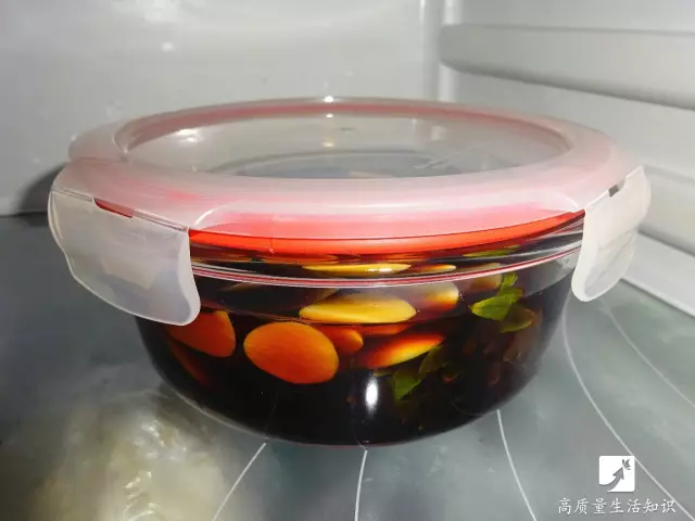 【实用】为什么饭店的酱油都比家里好吃？原来秘密在这 | 健康资讯