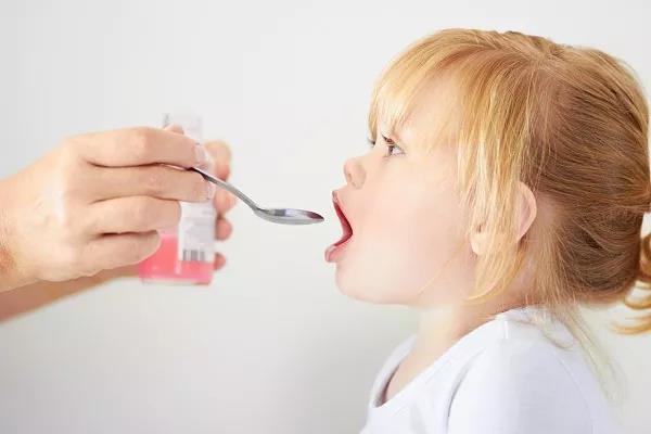 孩子发烧多少度可以用药？有哪些退烧药？