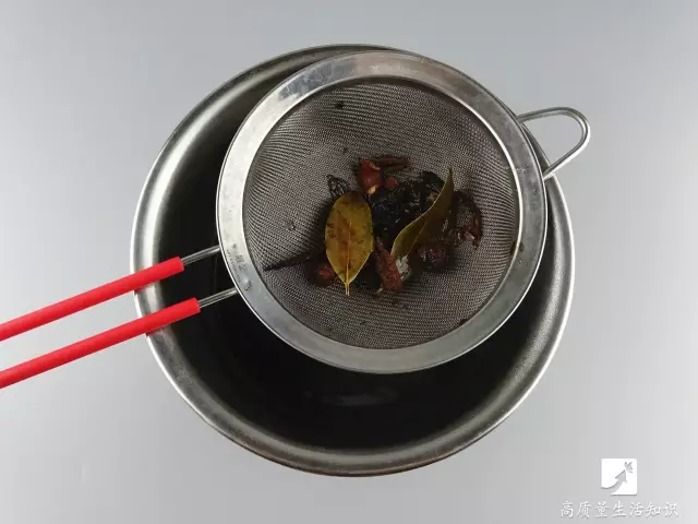 【实用】为什么饭店的酱油都比家里好吃？原来秘密在这 | 健康资讯