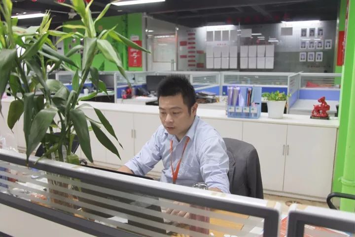 狂，狂，狂欢！这家电商企业正在引领药械B2B采购狂欢 