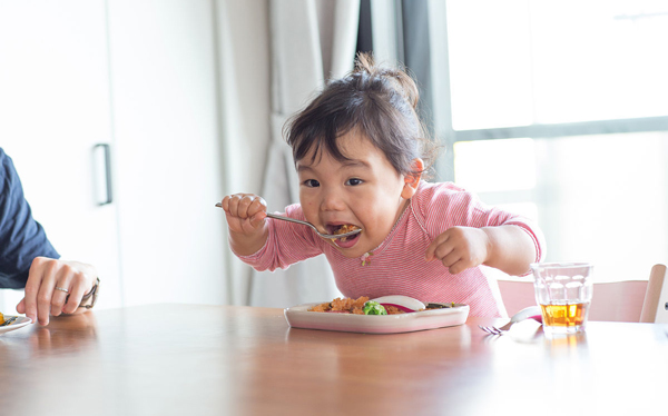 “过午不食”养生法很害人！肠胃损伤尤其大 | 医学科普